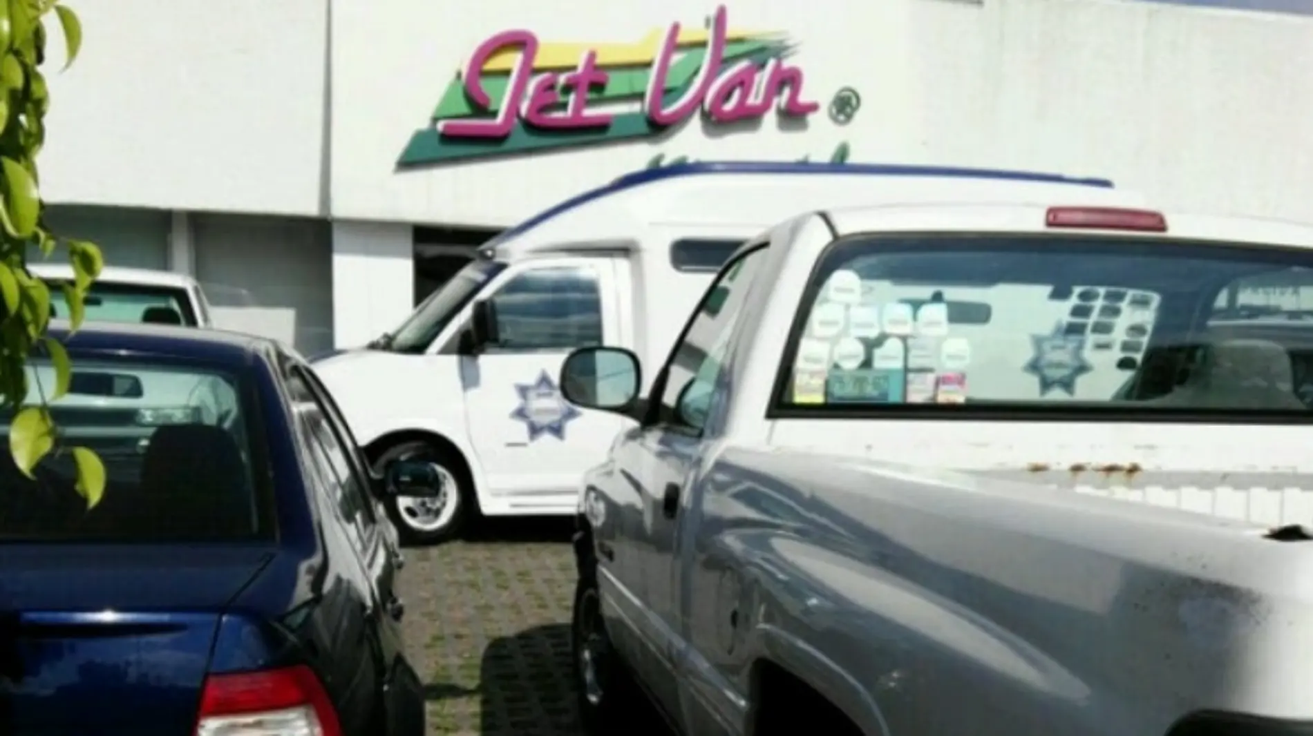 jet van car rental